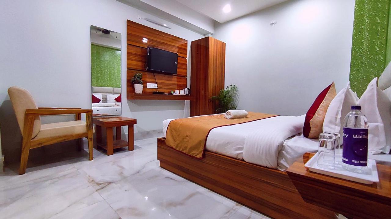 Spring Sky Haridwar By Shrigo Hotels Екстериор снимка